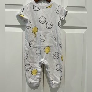 Cute Smiley Face Outfit 12-18mo